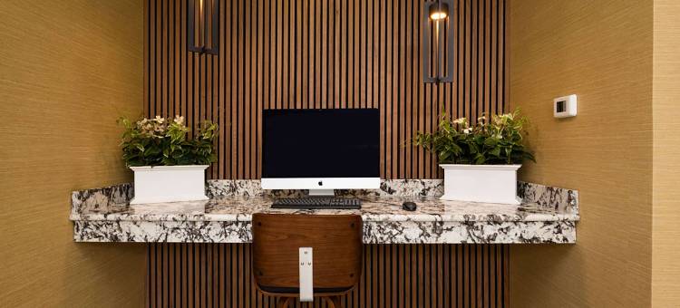 Endeavor Inn & Suites, Trademark Collection by Wyndham图片