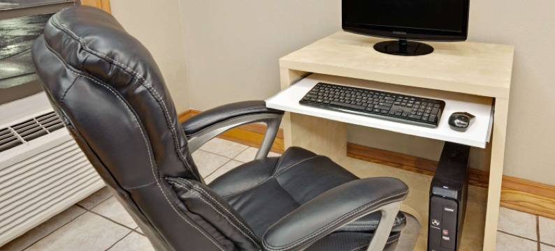 汉普郡温德姆速8酒店II号(Super 8 by Wyndham Hampshire IL)图片