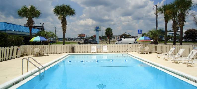 Motel 6 彭萨科拉，佛罗里达州 - 机场西(Motel 6 Pensacola, FL - West)图片