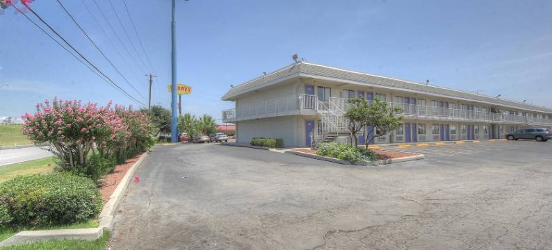 圣安东尼奥6号汽车旅馆 - FT山姆·休斯敦(Motel 6 San Antonio, TX - Fort Sam Houston)图片