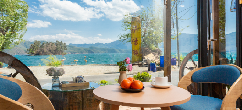 泸沽湖安娜俄半岛湖景精品酒店图片