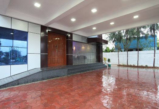 Hotel Bashyam Park Hotel Overview