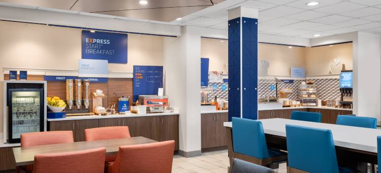 洲际酒店集团智选假日酒店米德维尔(I-79 147a出口)(Holiday Inn Express MEADVILLE (I-79 EXIT 147A) by IHG)图片