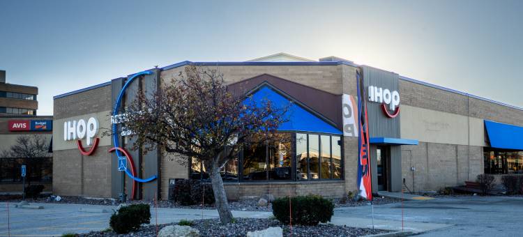 IHG假日酒店密尔沃基布鲁克菲尔德(Holiday Inn Brookfield - ​​MILWAUKEE)图片