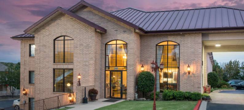 布兰森-安迪威廉姆斯剧院速8酒店(Super 8 by Wyndham Branson/Andy Williams Theatre)图片