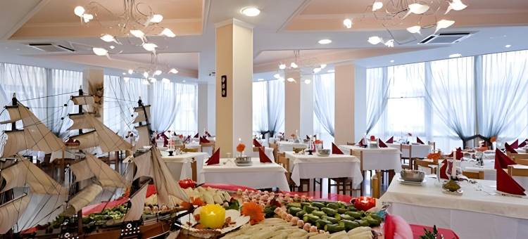 洛萨纳酒店(Hotel Losanna Cervia)图片
