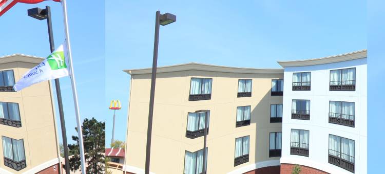 智选假日套房酒店新费城(Holiday Inn Express & Suites New Philadelphia)图片