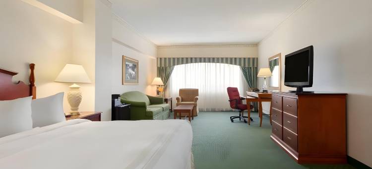 锡达拉皮兹万豪酒店(Radisson Hotel Cedar Rapids)图片