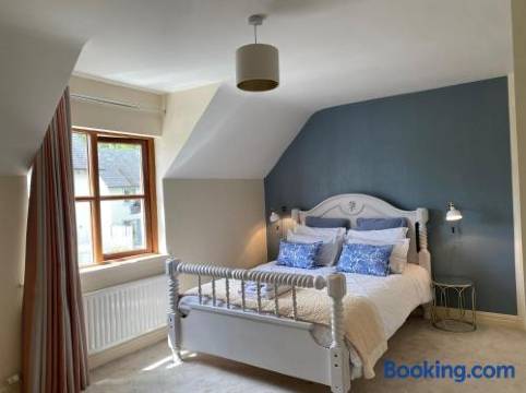 Kilronan 4 Bed House on Castle Grounds