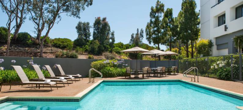 伯克利里士满万怡酒店(Courtyard Richmond Berkeley)图片