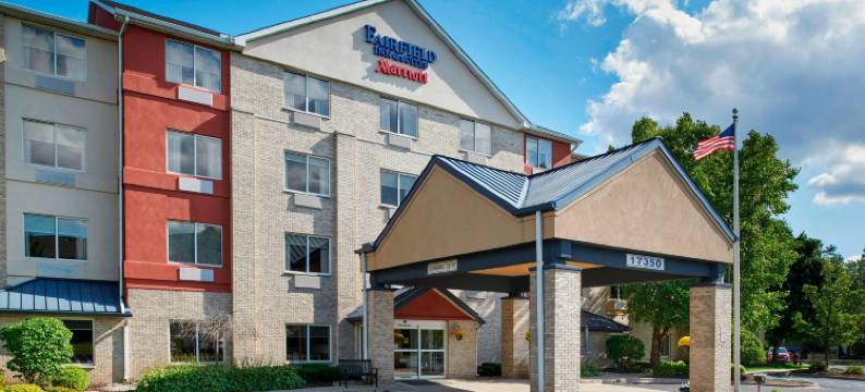 底特律利沃尼万枫酒店(Fairfield Inn & Suites Detroit Livonia)图片