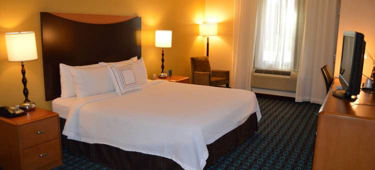 休斯顿钱诺夫万豪万枫酒店(Fairfield Inn & Suites Houston Channelview)图片