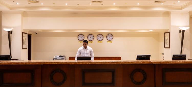 Continental Plaza Beach Resort图片