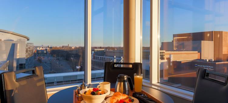 埃文斯维尔希尔顿逸林酒店(DoubleTree by Hilton Evansville)图片