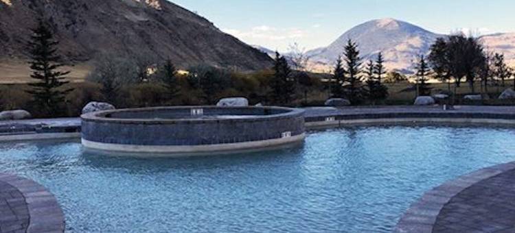 黄石河景公寓，历史牧场距黄石公园10分钟(Yellowstone River View Condos, 10 min to Yellowstone Park on Historic Ranch)图片
