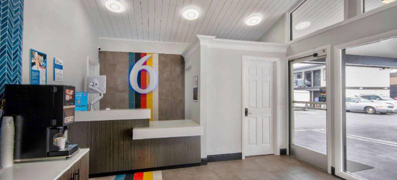 加利福尼亚尤里卡 - 旧城区 6 号开放式客房汽车旅馆(Americas Best Value Inn & Suites Eureka)图片