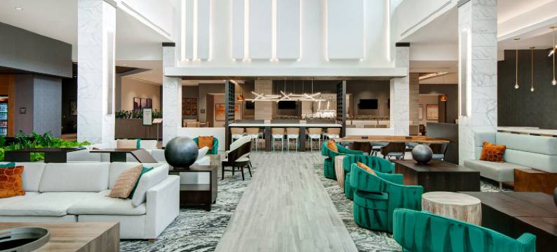 阿尔法利塔翡翠希尔顿安泊酒店(Embassy Suites by Hilton Alpharetta Halcyon)图片