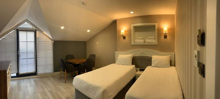 白金套房酒店(White Golden Suite Hotel)图片