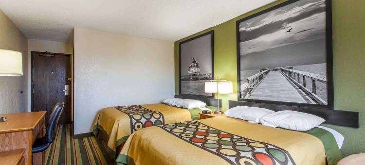 大学公园市华盛顿特区地区速8酒店(Super 8 by Wyndham College Park Wash DC Area)图片