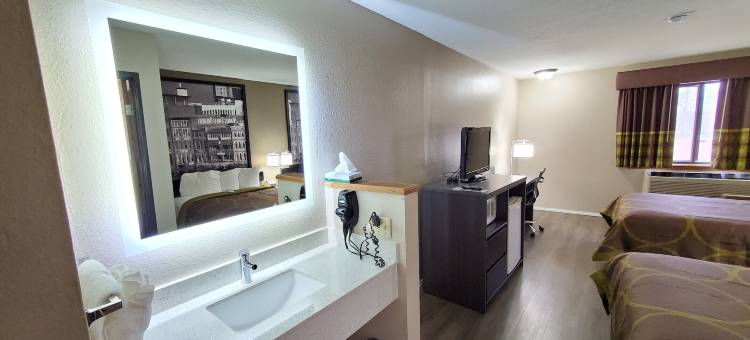 帕里斯温德姆速8酒店(Super 8 by Wyndham Paris TN)图片