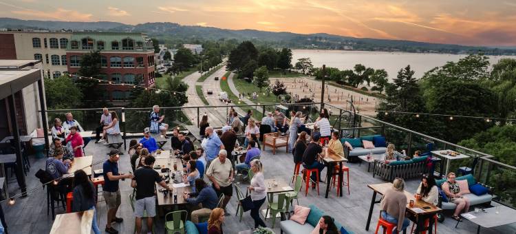 英迪格酒店-特拉弗斯市(Hotel Indigo Traverse City)图片