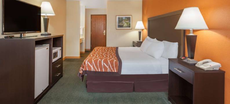 米德兰呗盟套房酒店(Baymont by Wyndham Midland)图片