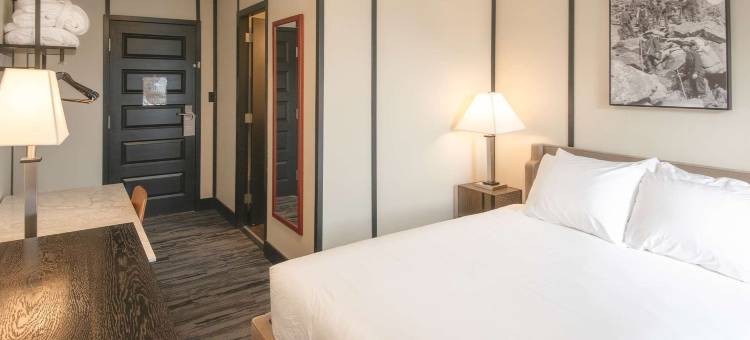北极太阳,岸边酒店(Midnight Sun, a Coast Hotel)图片