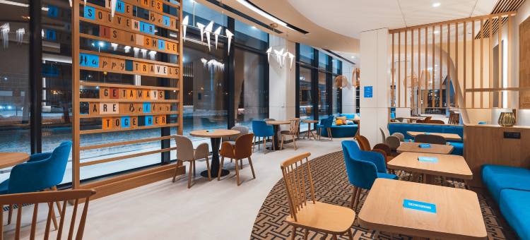 华沙雷杜塔希尔顿欢朋酒店(Hampton by Hilton Warsaw Reduta)图片