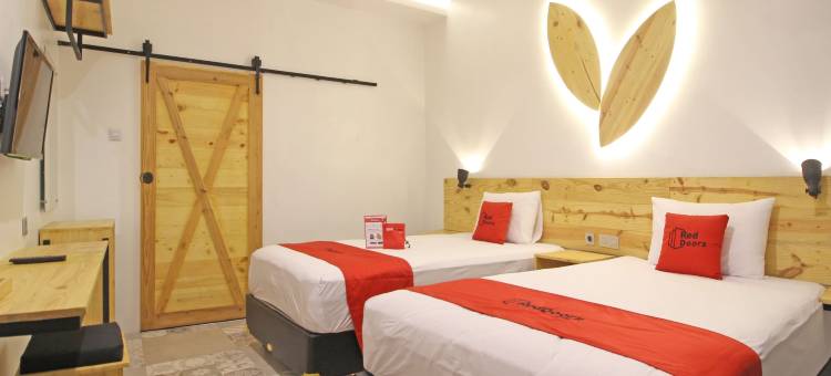 红多兹酒店-近波约贝腾普拉维罗塔曼(RedDoorz Near Pojok Beteng Prawirotaman)图片