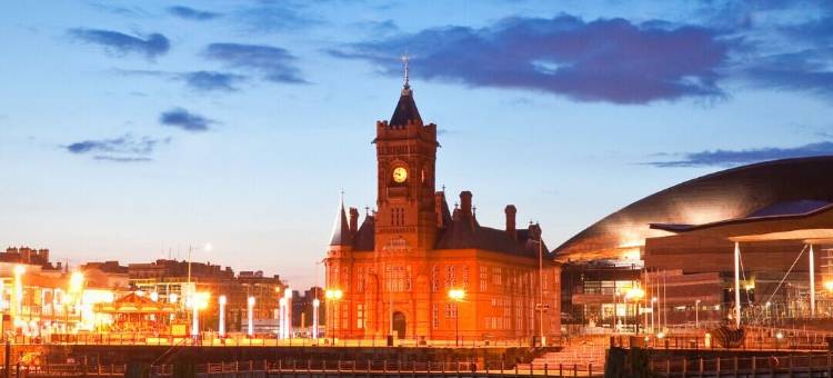 82大教堂套房，私人停车场(The Suite, 82 Cathedral, Private Parking)图片