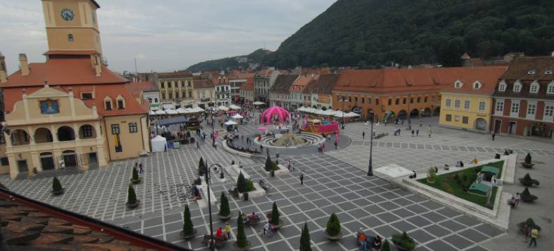 主广场多样公寓(Main Square Apartments & More)图片