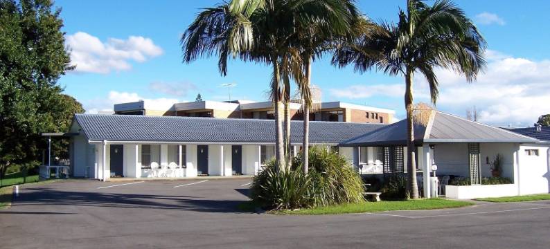 克罗尼尔庄园汽车旅馆(Colonial Court Motor Inn)图片