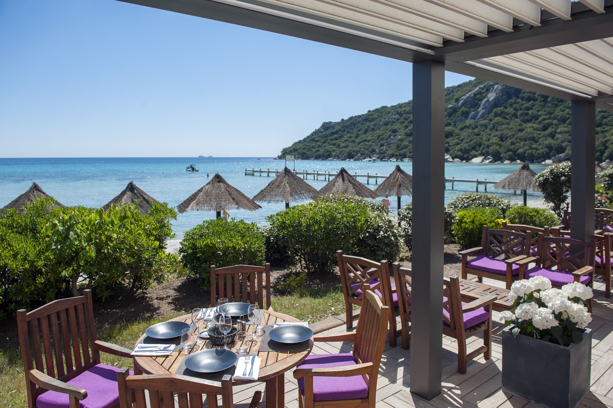 Hôtel & Lodges Moby DickOver view