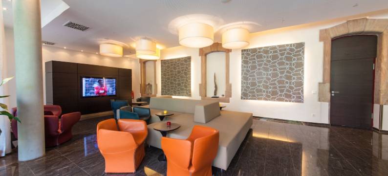 挪威纳提尔酒店(Novina Hotel Tillypark)图片