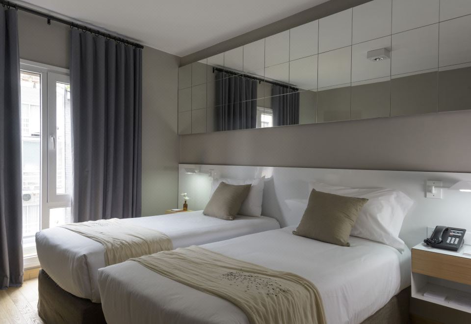 Hotel Arenales Hotel Overview