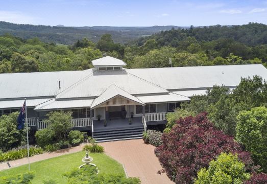 The Country House at Hunchy MontvilleHotel Overview