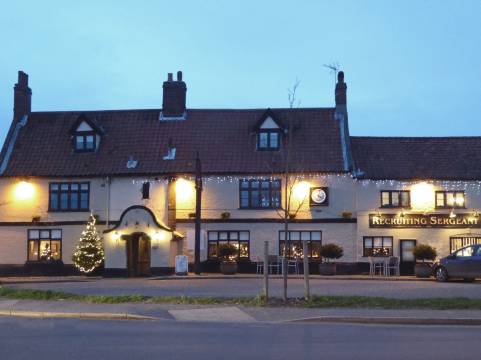 招募军士酒店(Recruiting Sergeant)