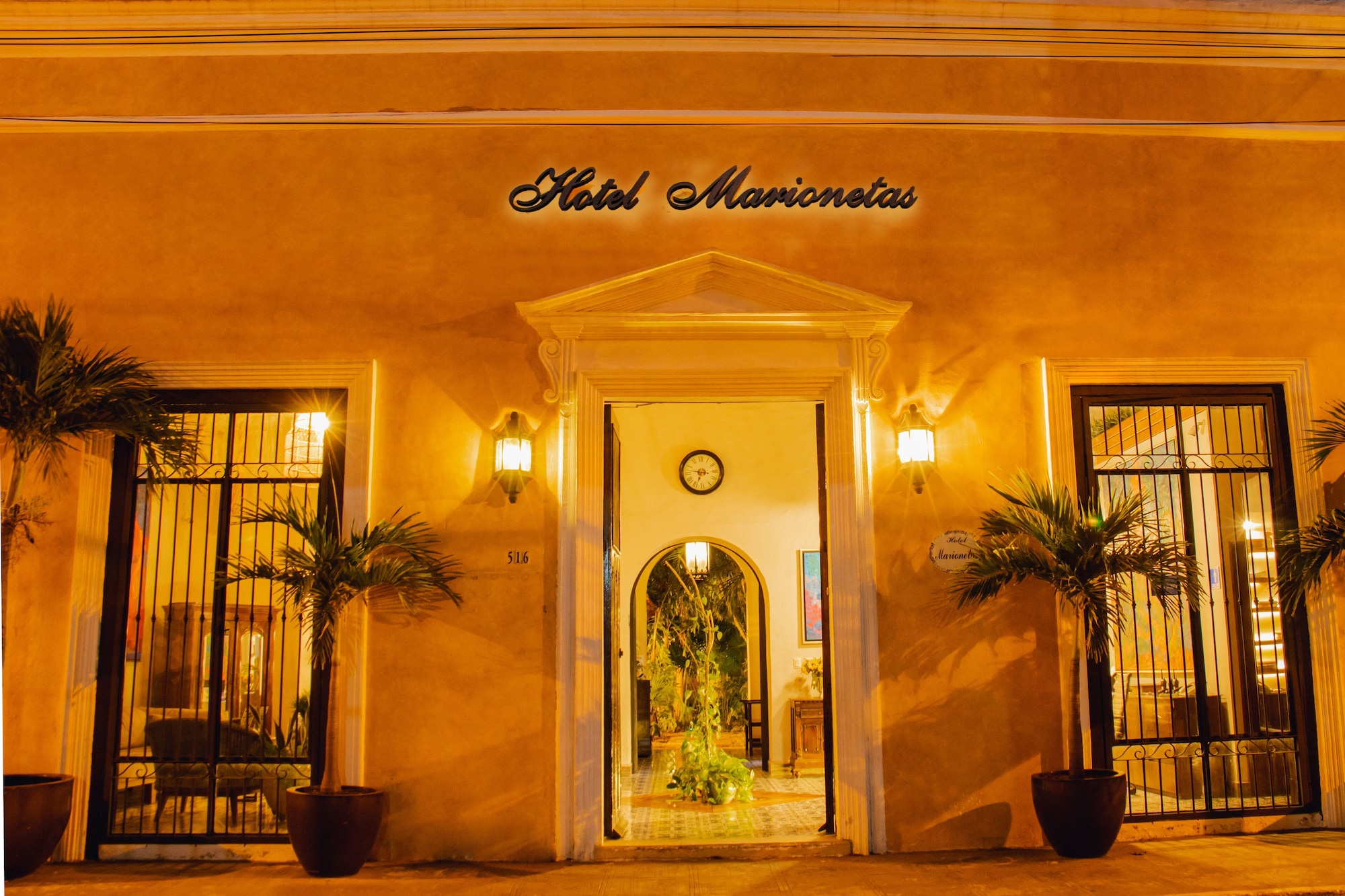 Hotel Marionetas Over view