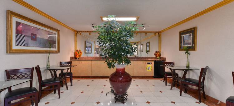 方塔纳美洲最佳价值套房酒店(Americas Best Value Inn and Suites Fontana)图片
