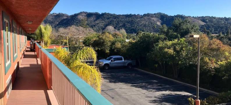 橡树岭酒店(Oakridge Inn)图片