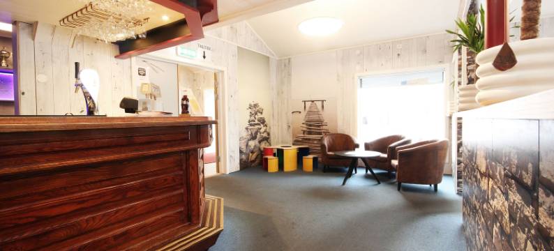 那不勒斯餐厅酒店(Napoli Resturant & Hotell As)图片