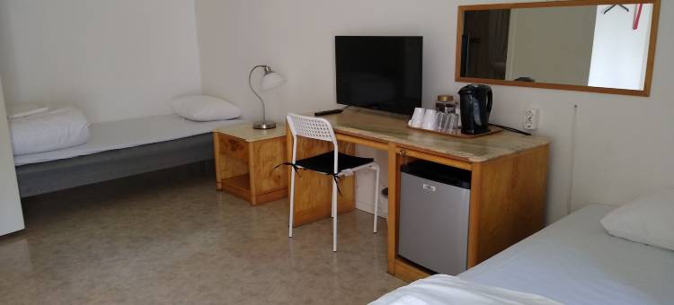 米兰花园 - 城市平房酒店 - 在库拉比吉登斯珍珠的界面(Hotell Milano)图片
