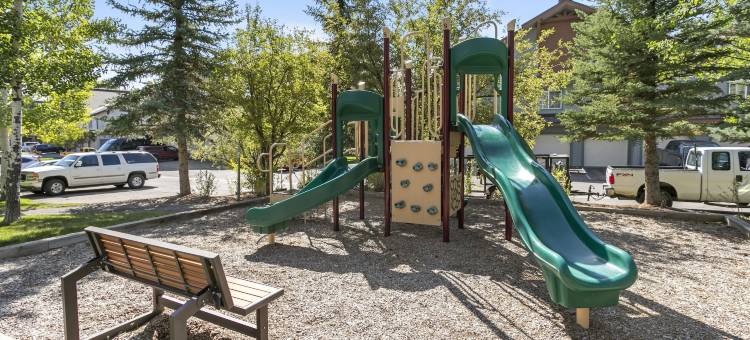 901疯狂马圈2卧室公寓由RedAwning(901 Crazy Horse Circle Condo)图片