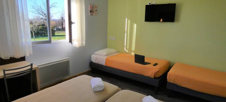 斯涛特尔拉祖酒店(Hôtel Azur Saint Junien Cit'Hotel)图片