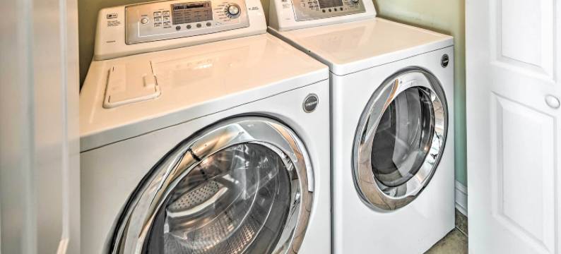 距海滩1英里 + 热水浴缸：默雷尔斯湾度假屋！(1 Mi to Beach and Hot Tub Murrells Inlet Retreat!)图片