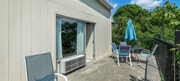 烛花旅馆(Candlewick Inn and Suites)图片