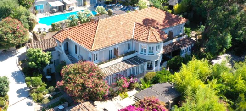 莱博尔梅花园成人专用酒店，带桑拿和按摩浴缸(Les Jardins de Bormes, hôtel Adult Only Avec Sauna & Jacuzzi)图片