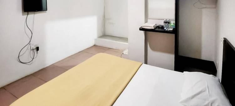 WSL米特拉红门酒店(Wsl Hotel Mitra Reddoorz)图片