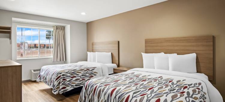 尤利斯红屋顶套房酒店 - 达拉斯沃斯堡国际机场西南(Red Roof Inn & Suites Euless - DFW Airport Southwest)图片