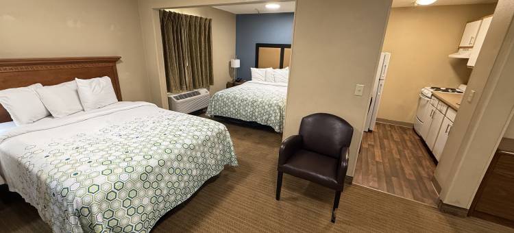 HomeTowne Studios & Suites Greensboro图片